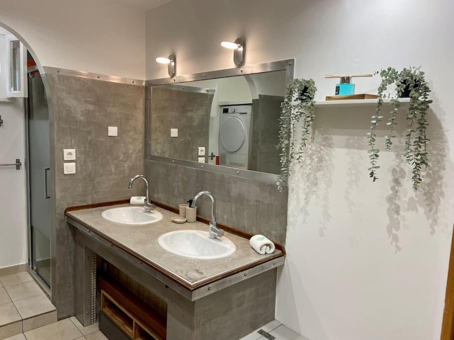 Superbe Logement Au Vallon Des Auffes Marseilles Exterior foto